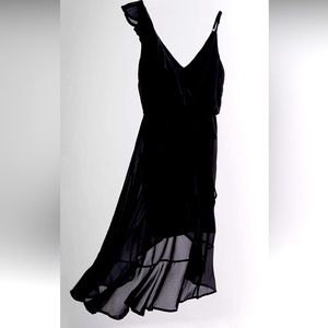 Max & Ash Ruffle High/Low Hem black mid length